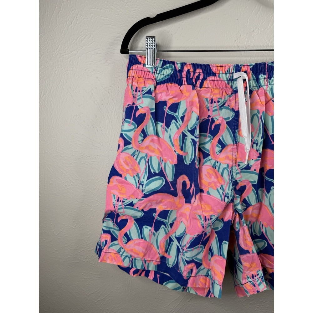Chubbies Shorts Mens Large Navy Blue Pink Flamingo Swim Casual 5" Inseam Trunks - Picture 2 of 9